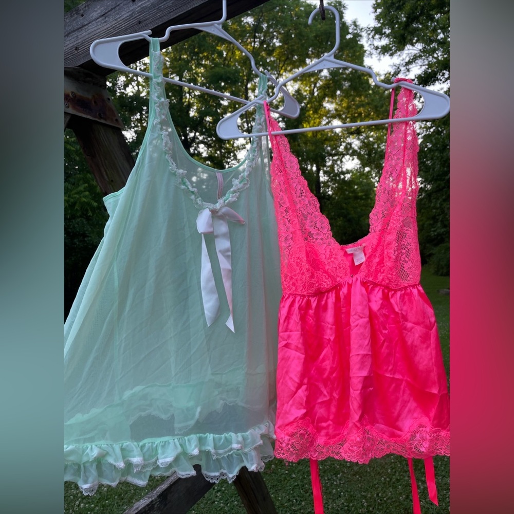 Vintage Y2K Victoria’s Secret Lingerie Lot (3) Size Large Hot Pink Lace Coquette